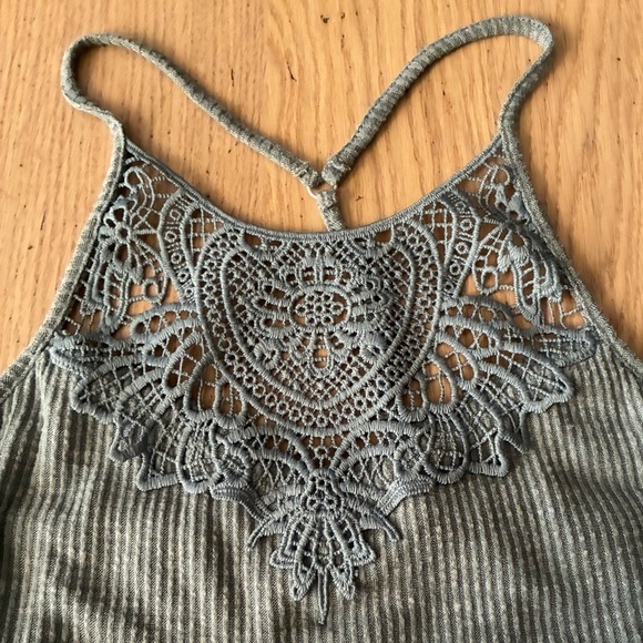 Mudd Olive Lace Halter Top M - Picture 4 of 10